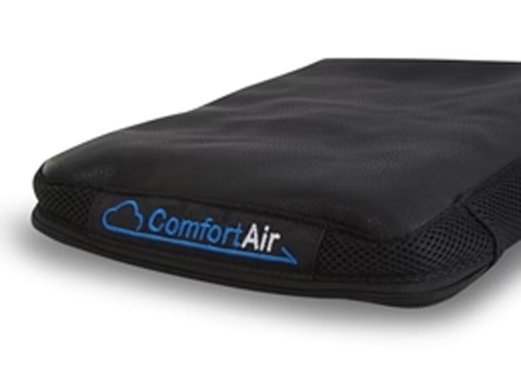 Side-by-side pressure map comparison showing pressure points on a standard seat versus the even distribution on the ComfortAir cushion.